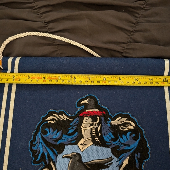 Universal Studios Harry Potter Ravenclaw Banner - Picture 4 of 6